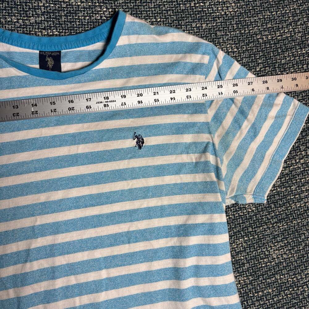 U.S. Polo Assn. Men's Blue and White Striped Crew Neck T-Shirt Vintage - Picture 3 of 5